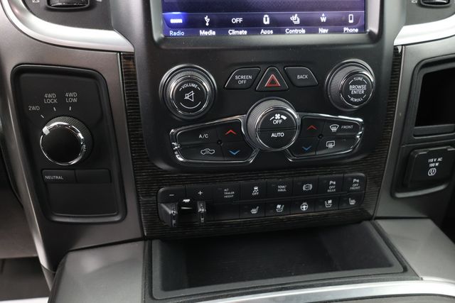 2018 Ram 3500 Big Horn 4x4 Crew Cab 6'4" Box - 23098474 - 14