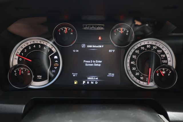2018 Ram 3500 Big Horn 4x4 Crew Cab 8' Box w/ Luxury Group & Uconnect Nav - 23084949 - 13