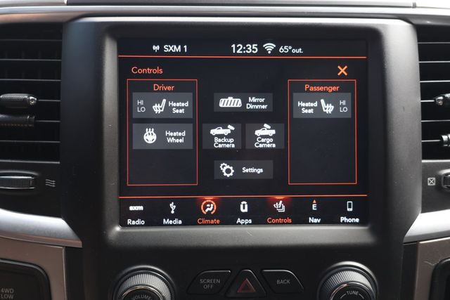 2018 Ram 3500 Big Horn 4x4 Crew Cab 8' Box w/ Luxury Group & Uconnect Nav - 23084949 - 18