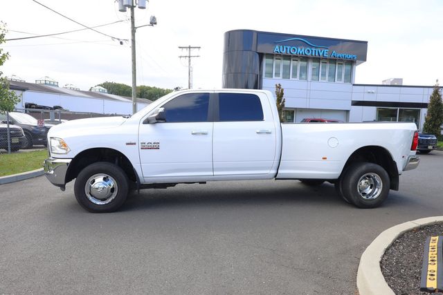 2018 Ram 3500 Big Horn 4x4 Crew Cab 8' Box w/ Luxury Group & Uconnect Nav - 23084949 - 1