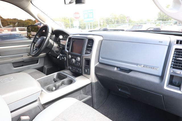 2018 Ram 3500 Big Horn 4x4 Crew Cab 8' Box w/ Luxury Group & Uconnect Nav - 23084949 - 25