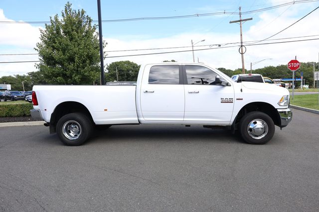 2018 Ram 3500 Big Horn 4x4 Crew Cab 8' Box w/ Luxury Group & Uconnect Nav - 23084949 - 5