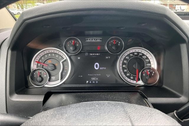 2018 Ram 3500 Big Horn Crew Cab 4x4 6'4" Box - 22992859 - 23