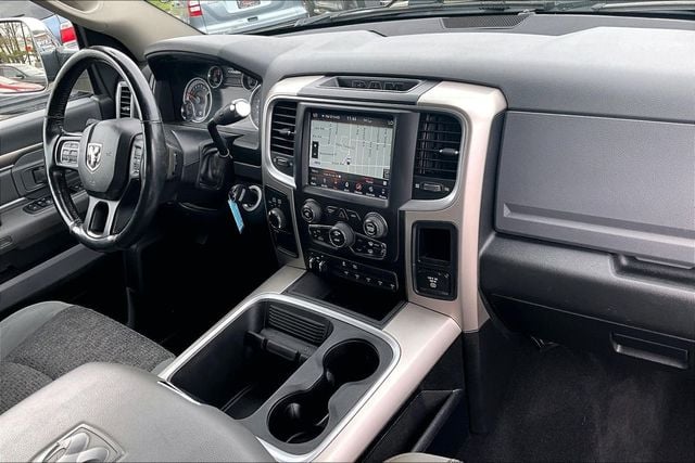 2018 Ram 3500 Big Horn Crew Cab 4x4 6'4" Box - 22992859 - 31