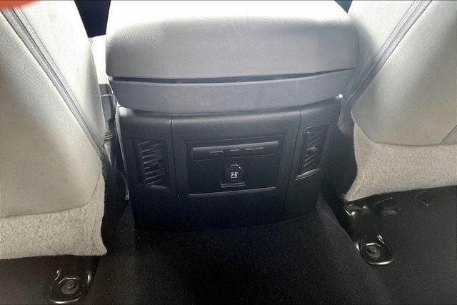 2018 Ram 3500 Big Horn Crew Cab 4x4 6'4" Box - 22992859 - 35