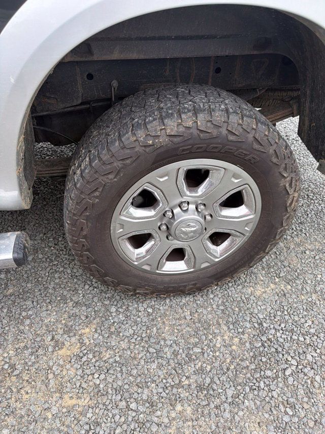 2018 Ram 3500 Laramie - 23084984 - 24