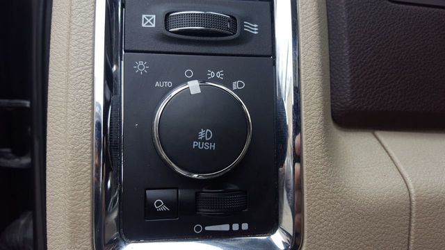 2018 Ram 3500 Laramie 4x4 Crew Cab 8' Box - 18749492 - 15