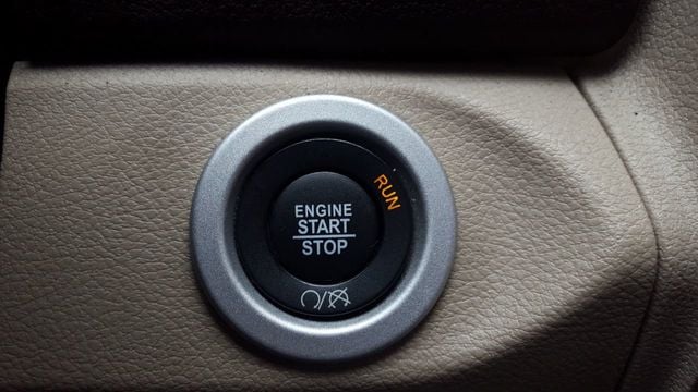 2018 Ram 3500 Laramie 4x4 Crew Cab 8' Box - 18749492 - 19