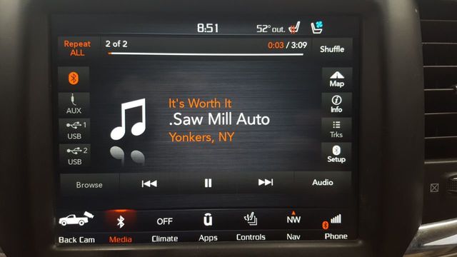 2018 Ram 3500 Laramie 4x4 Crew Cab 8' Box - 18749492 - 25