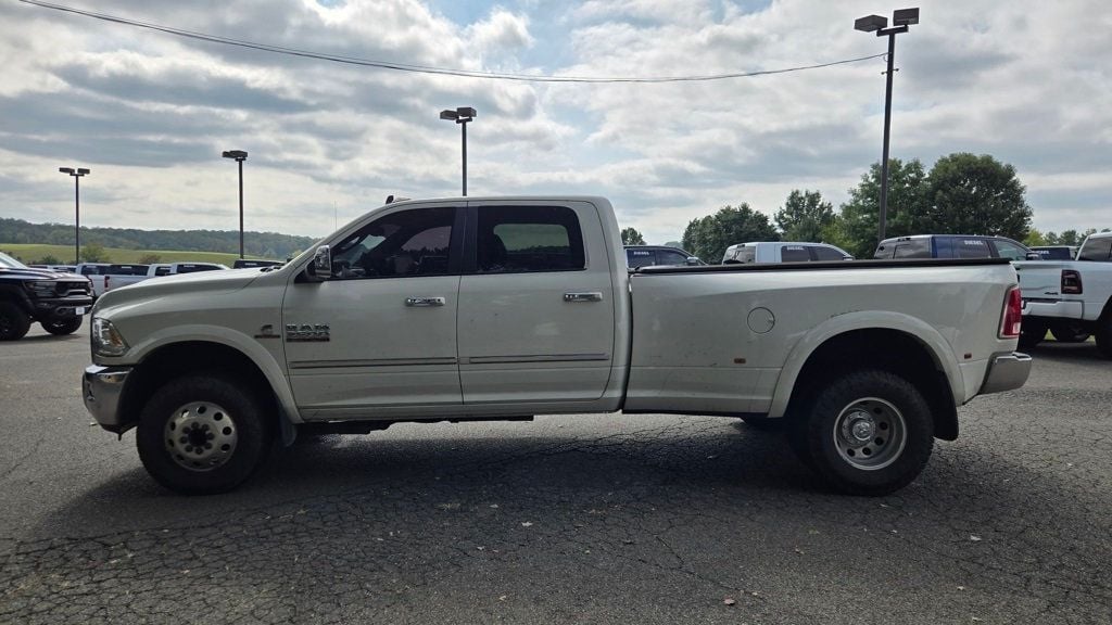 2018 Ram 3500 Laramie photo 4
