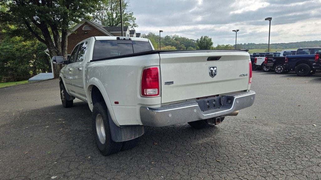 2018 Ram 3500 Laramie photo 5