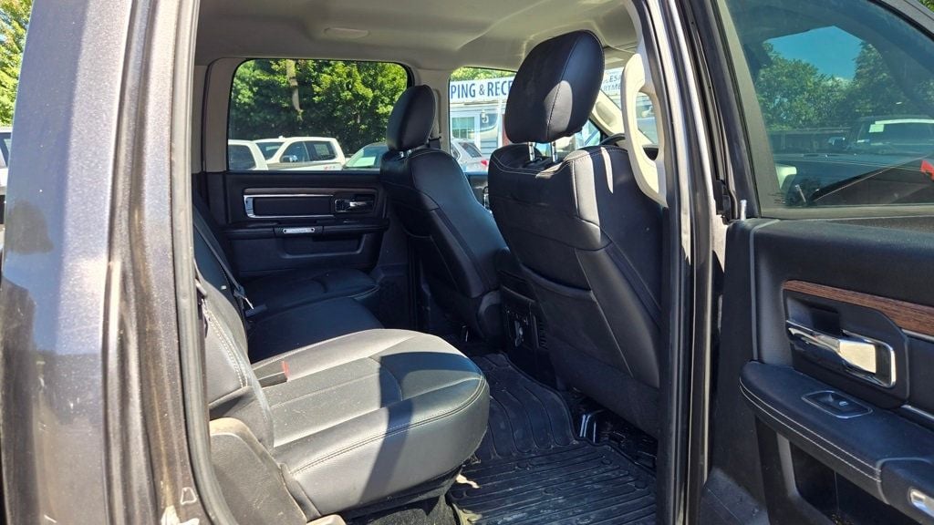 2018 Ram 3500 Laramie photo 21