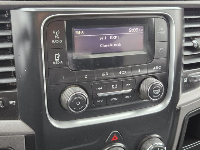 2018 Ram 3500 Tradesman - 22940895 - 17