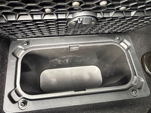 2018 Ram 3500 Tradesman 4x4 Crew Cab 6'4" Box - 22991481 - 24