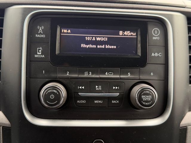 2018 Ram 3500 Tradesman 4x4 Crew Cab 6'4" Box - 22991481 - 30