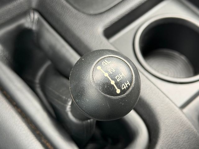 2018 Ram 3500 Tradesman 4x4 Crew Cab 6'4" Box - 22991481 - 33