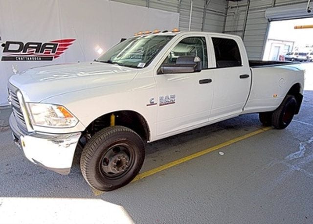 2018 Ram 3500 Tradesman 4x4 Crew Cab 8' Box - 22790737 - 0