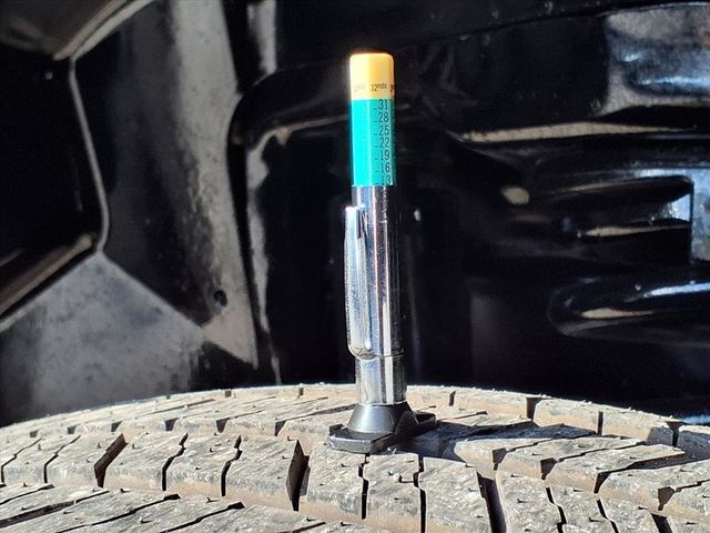 2018 Ram 3500 Chassis Cab 9' Service Body - 22931666 - 32