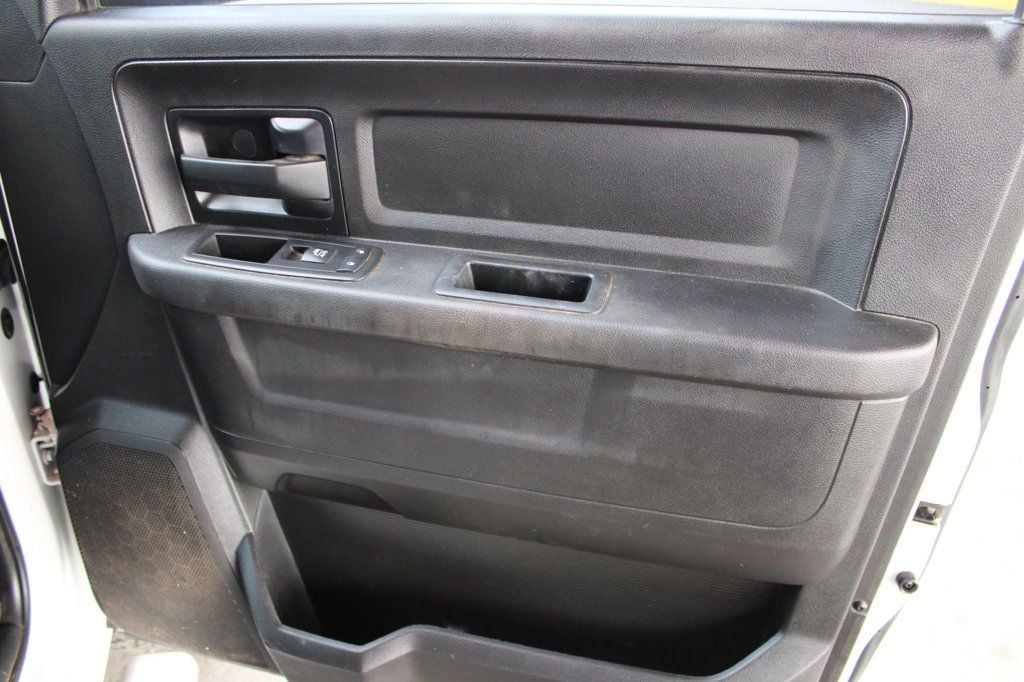 2018 Ram 3500 Chassis Cab FLAT BED - 23047930 - 13