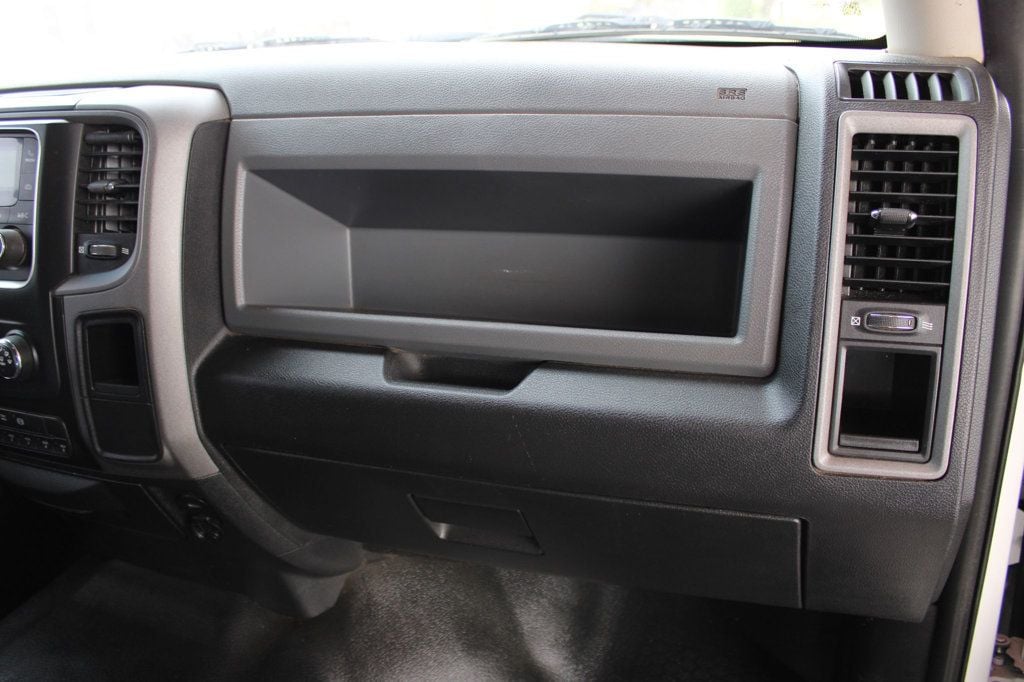 2018 Ram 3500 Chassis Cab FLAT BED - 23047930 - 15