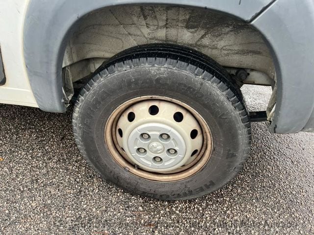 2018 Ram ProMaster Cargo Van 1500 Low Roof 136" WB - 22958874 - 13