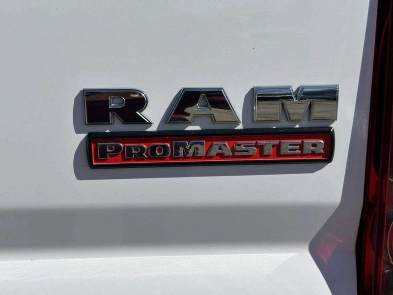 2018 Ram ProMaster Cargo Van 1500 Low Roof 136" WB - 22997392 - 11
