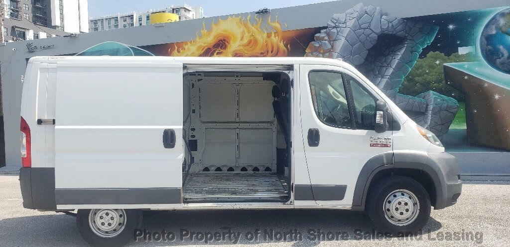 2018 Ram ProMaster Cargo Van 1500 Low Roof 136" WB - 22825582 - 3