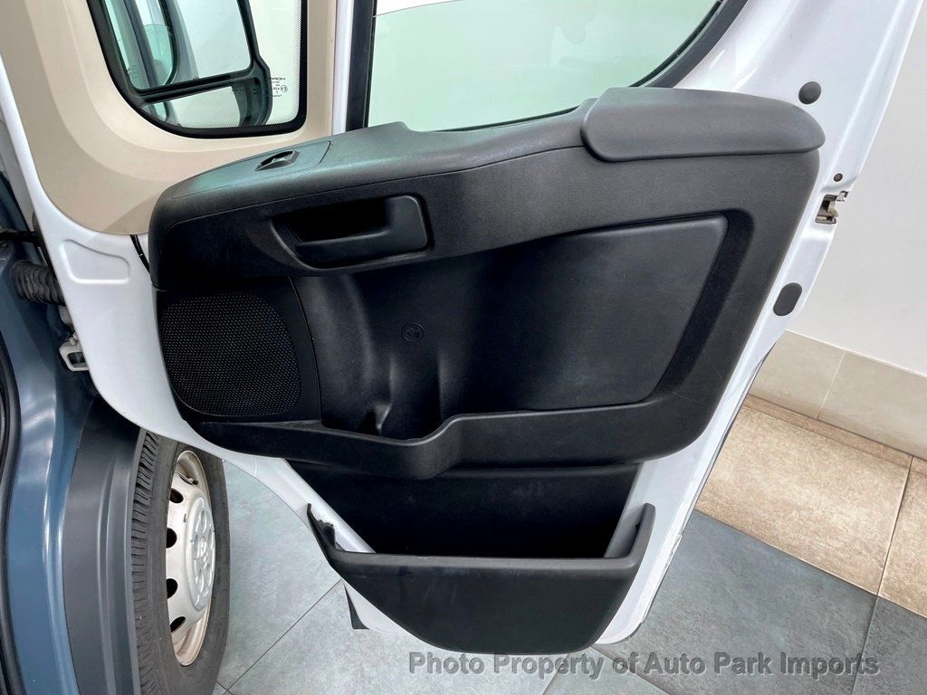 2018 Ram ProMaster Cargo Van 2500 High Roof 159" WB - 21847961 - 42