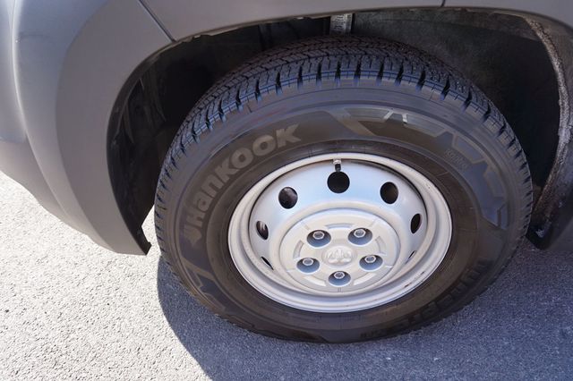 2018 Ram ProMaster Cargo Van 2500 HIGH ROOF, CLOTH SEATS, CARGO RACKS - 22982137 - 11