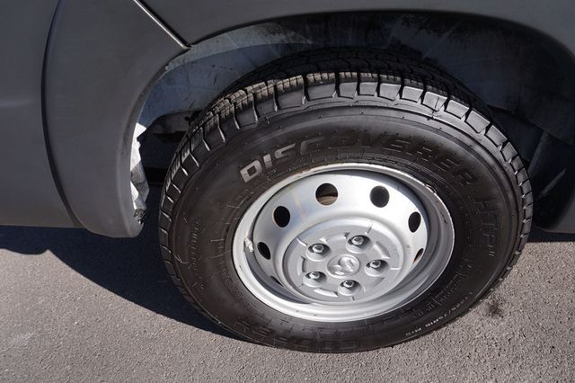 2018 Ram ProMaster Cargo Van 2500 HIGH ROOF, CLOTH SEATS, CARGO RACKS - 22982137 - 13