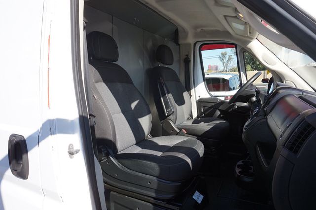 2018 Ram ProMaster Cargo Van 2500 HIGH ROOF, CLOTH SEATS, CARGO RACKS - 22982137 - 22