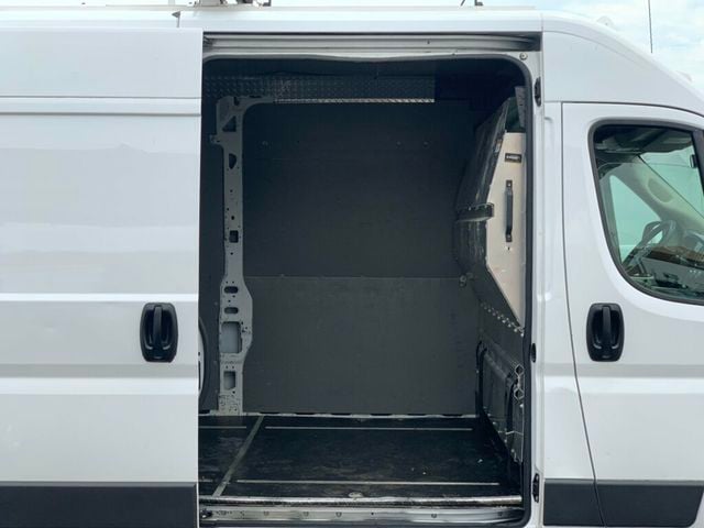 2018 Ram ProMaster Cargo Van 3500 High Roof 159" WB EXT 3 Seats! W/ladder rack-Tow Pkg - 23067078 - 6