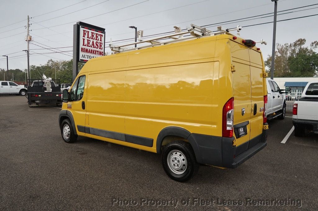 2018 Ram ProMaster Cargo Van Ram 2500 ProMaster Cargo Vans 159" High Roof Ladder Rack - 22660890 - 2