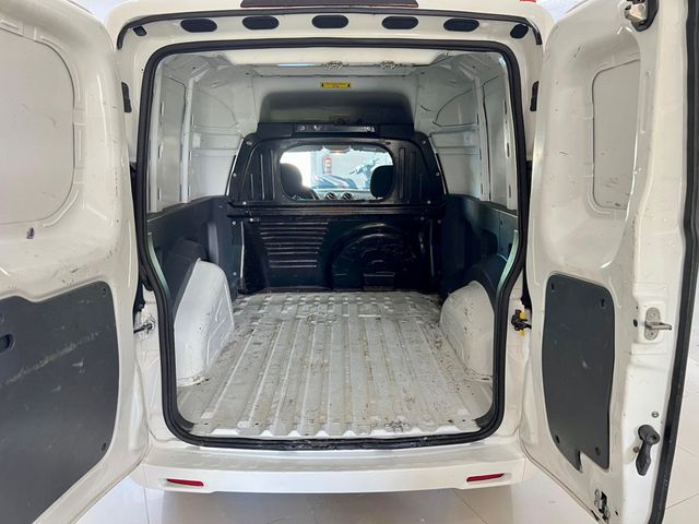 2018 Ram Van 700  - 22816881 - 10