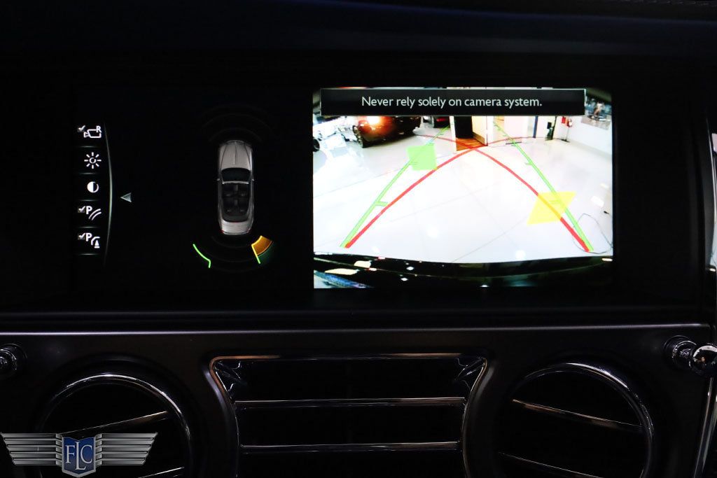 2018 Rolls-Royce Dawn Black Badge Convertible - 22965393 - 27