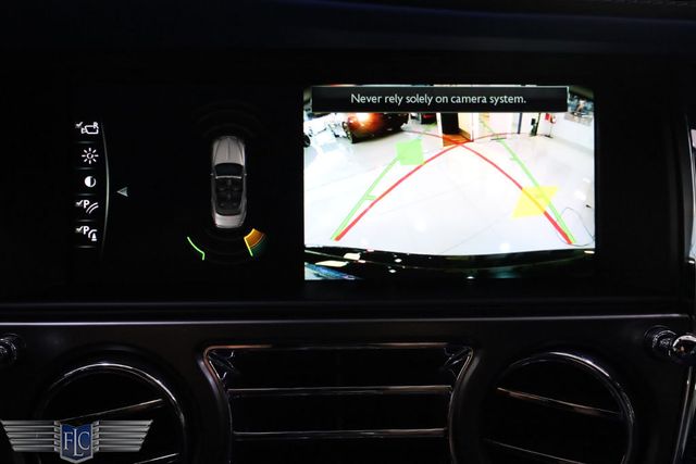 2018 Rolls-Royce Dawn Black Badge Convertible - 22965393 - 27