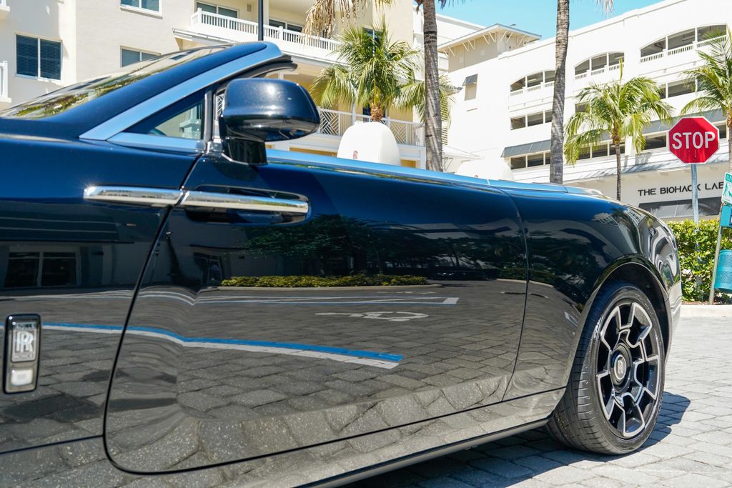 2018 Rolls-Royce Dawn Convertible - 23014492 - 9