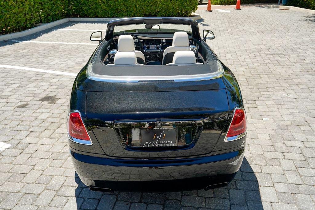 2018 Rolls-Royce Dawn Convertible - 23014492 - 20
