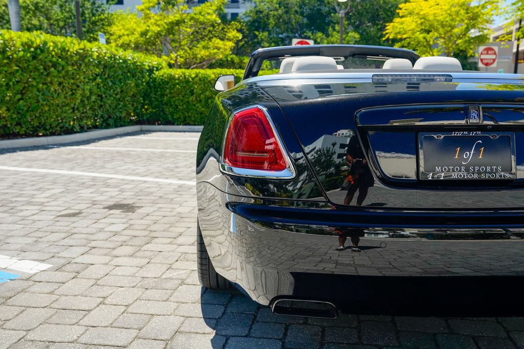 2018 Rolls-Royce Dawn Convertible - 23014492 - 21