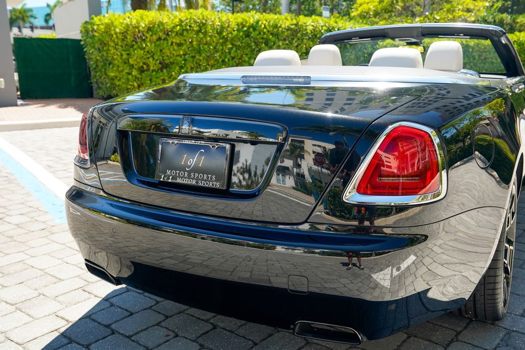 2018 Rolls-Royce Dawn Convertible - 23014492 - 43