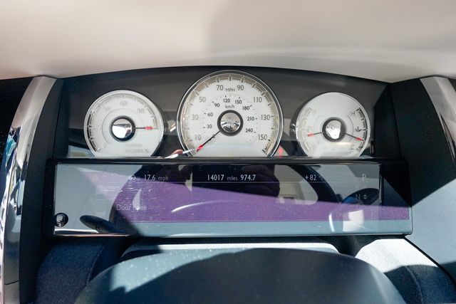 2018 Rolls-Royce Dawn Convertible - 23014492 - 59