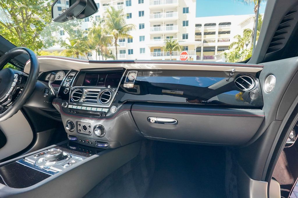 2018 Rolls-Royce Dawn Convertible - 23014492 - 82