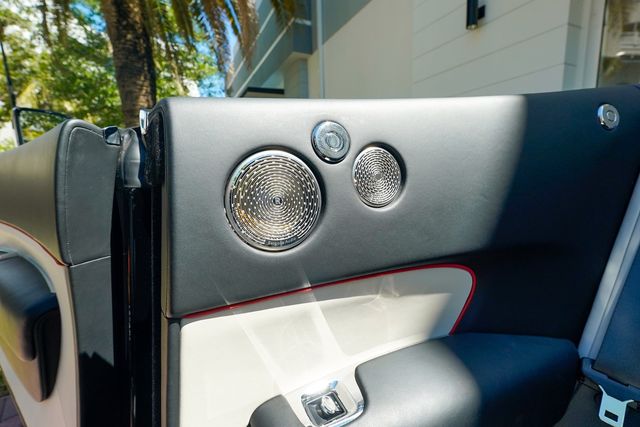 2018 Rolls-Royce Dawn Convertible - 23014492 - 88