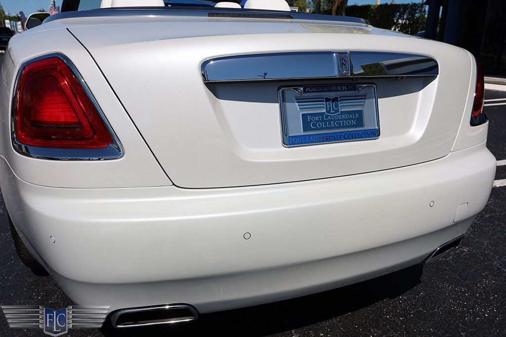 2018 Rolls-Royce Dawn Convertible - 22879158 - 10