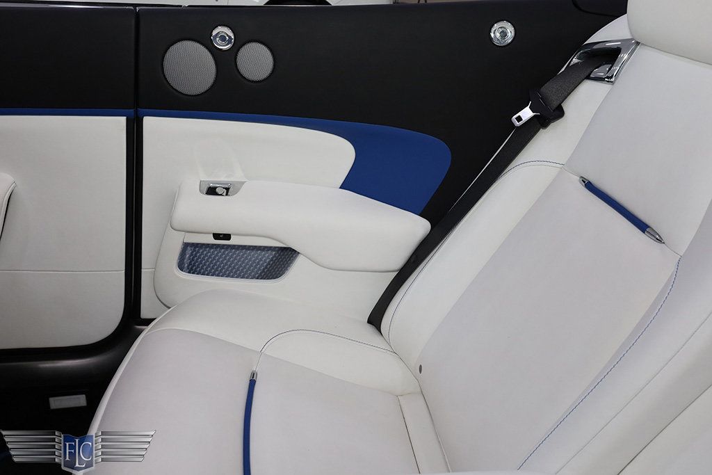 2018 Rolls-Royce Dawn Convertible - 22879158 - 16