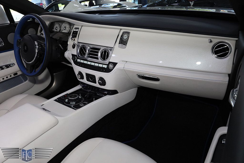 2018 Rolls-Royce Dawn Convertible - 22879158 - 20