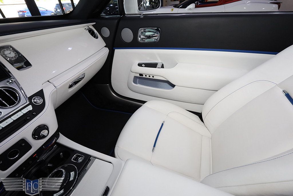 2018 Rolls-Royce Dawn Convertible - 22879158 - 21