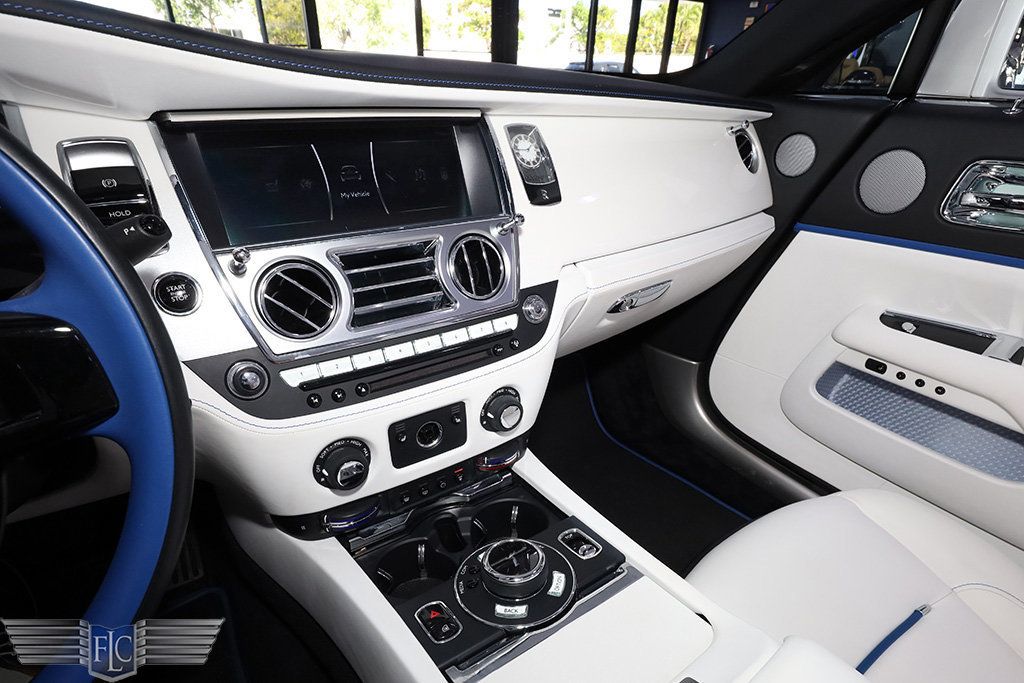 2018 Rolls-Royce Dawn Convertible - 22879158 - 22