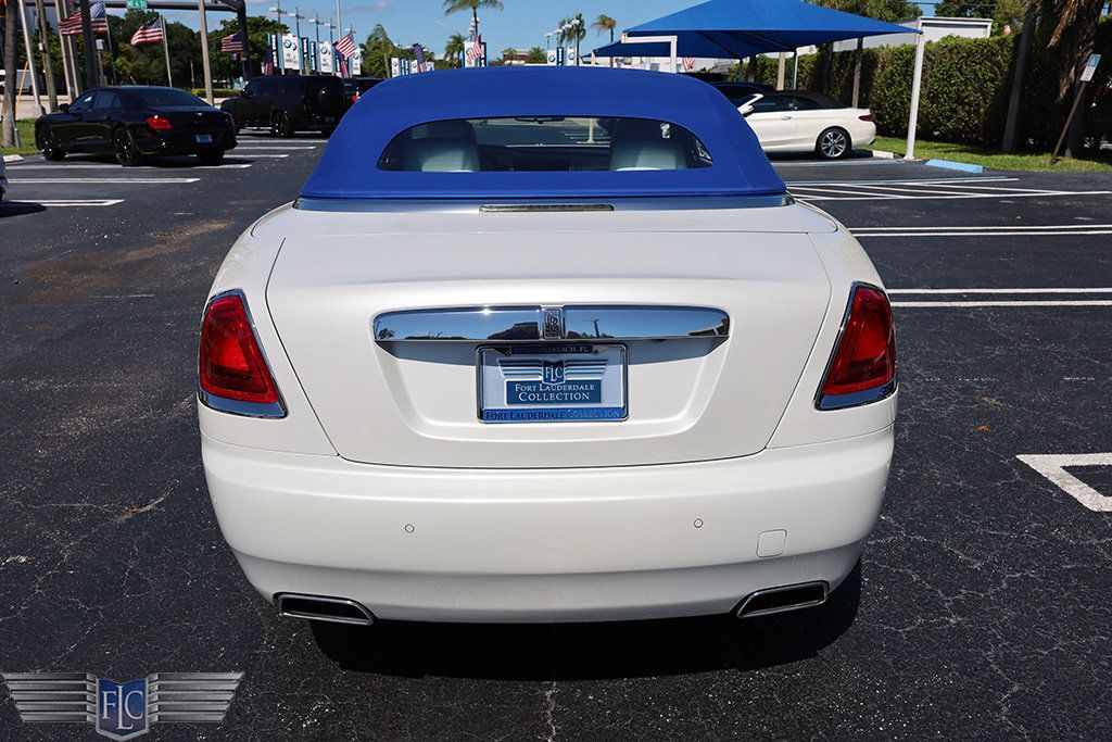 2018 Rolls-Royce Dawn Convertible - 22879158 - 8
