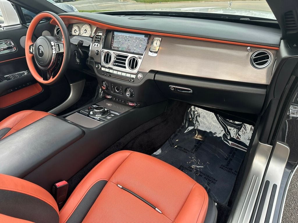 2018 Rolls-Royce Dawn Convertible - 22159819 - 8